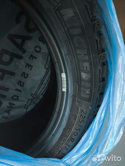 Michelin X-Ice North 4 225/50 R17 98T