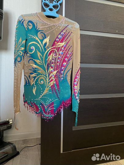 Купальник для художественной гимнастики. Аренда