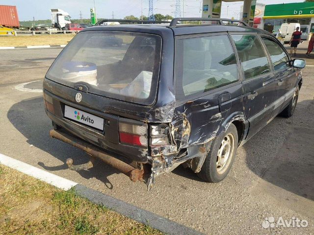 Volkswagen Passat 1.8 МТ, 1992, битый, 270 000 км