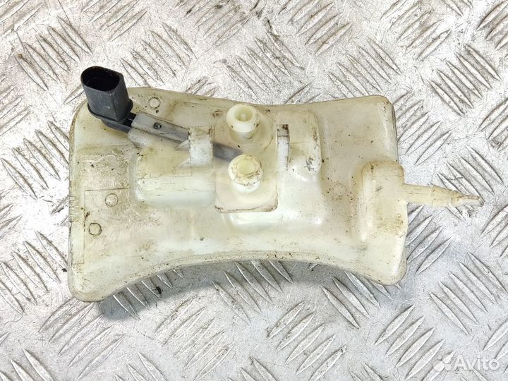 Бачок главного тормозного цилиндра Audi A6 c6 C6