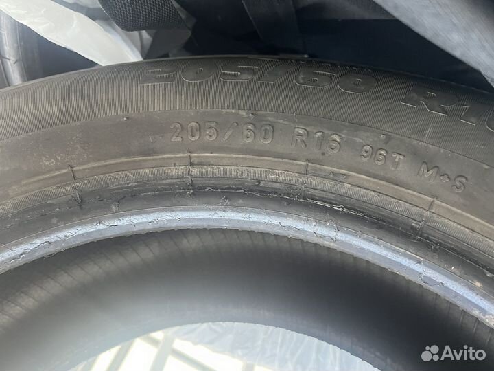 Pirelli Formula Ice 205/60 R16