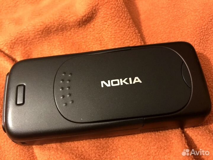 Ретро телефон Nokia N73 в коллекцию