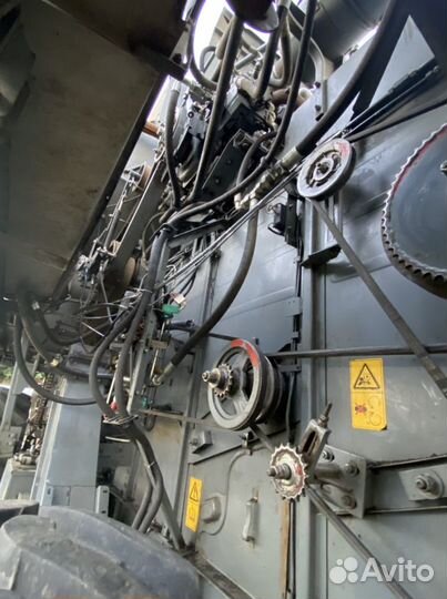 Комбайн Ростсельмаш Vector, 2011