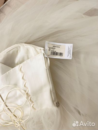 Платье свадебное 40-42 новое с биркой