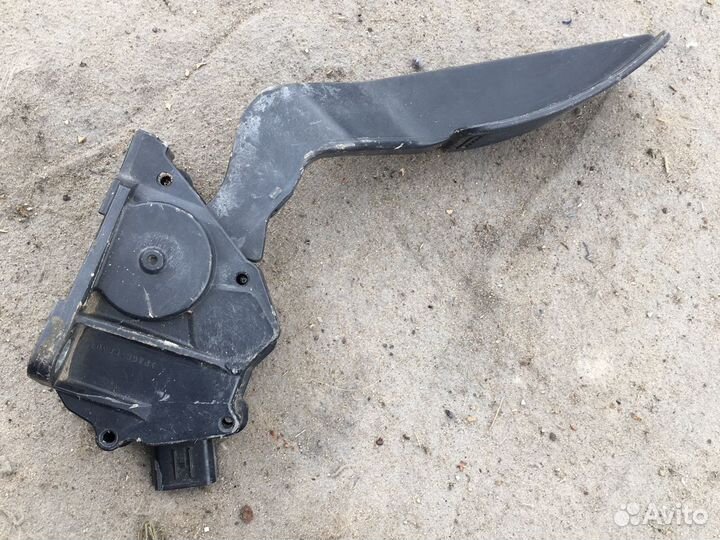 Педаль газа Мазда CX-7