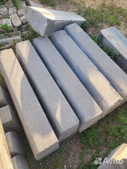 Бетонные бордюры 1000х300х150