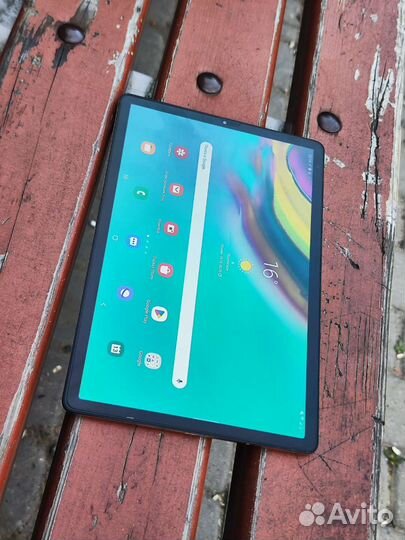 Планшет Samsung galaxy tab s5e LTE sm-t725