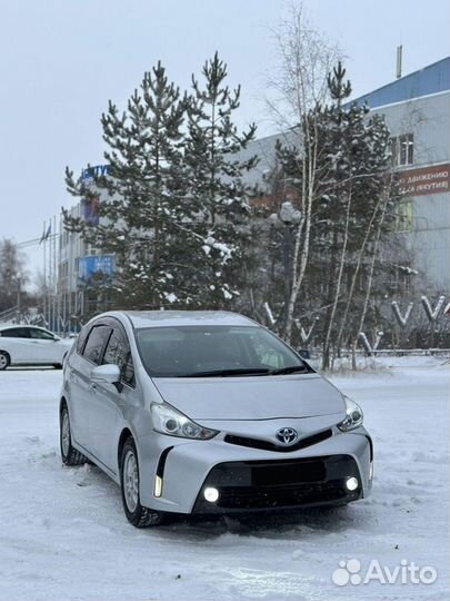 Toyota Prius Alpha 1.8 CVT, 2014, 135 000 км