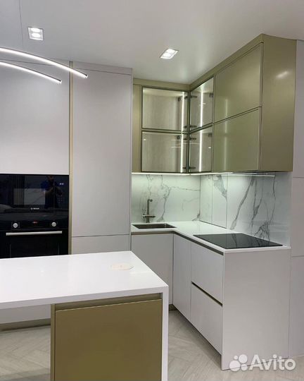 Кухня угловая. Столешница в подарок. Арт. 240