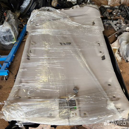 Обшивка потолка Volvo V50