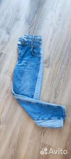 Джинсы stradivarius на xs-s