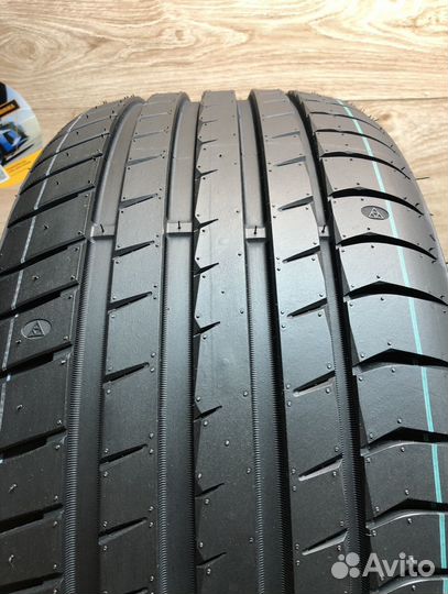 Triangle EffeXSport TH202 225/40 R18 и 255/35 R18 92Y