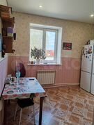 2-к. квартира, 65 м², 2/2 эт.