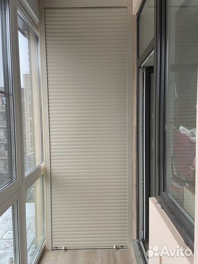 Шкаф с рольставнями на балкон любые размеры