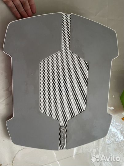 Подставка под ноутбук