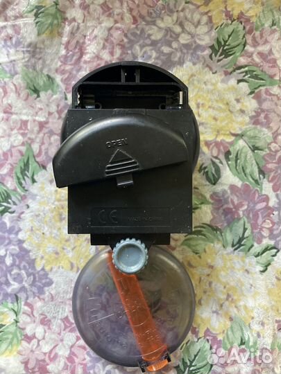 Кормушка для рыб