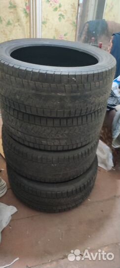 Triangle PL02 245/45 R20 103