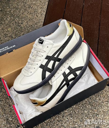 Asics Onitsuka tiger tokuten