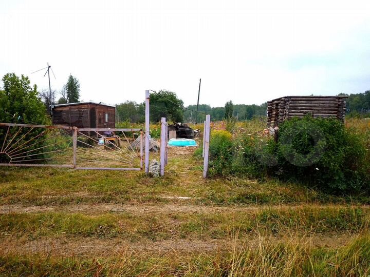 Дача 20 м² на участке 8 сот.