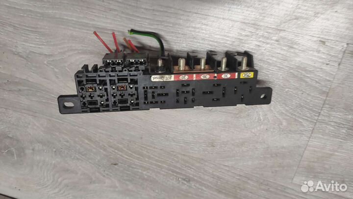 Блок предохранителей VAG 8L0941822A