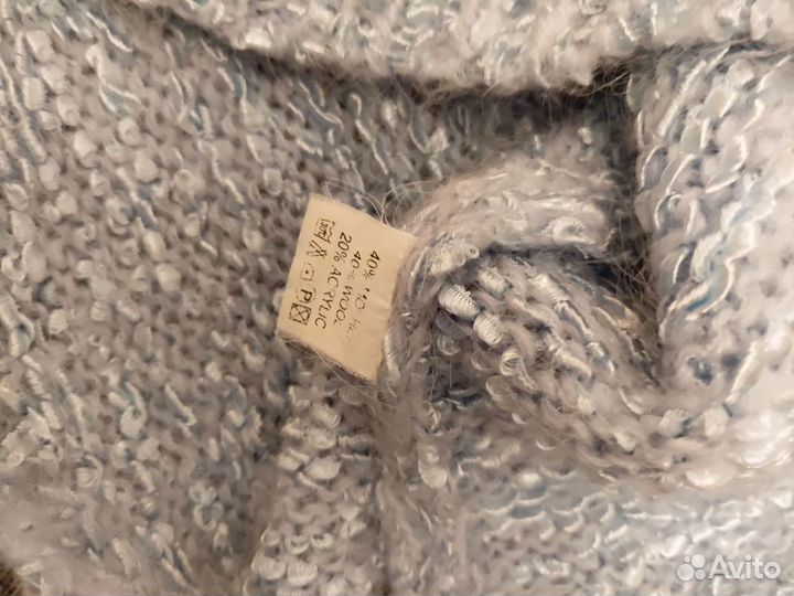 Свитер женский