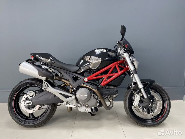 Мотоцикл Ducati M696A Monster 2014г.в