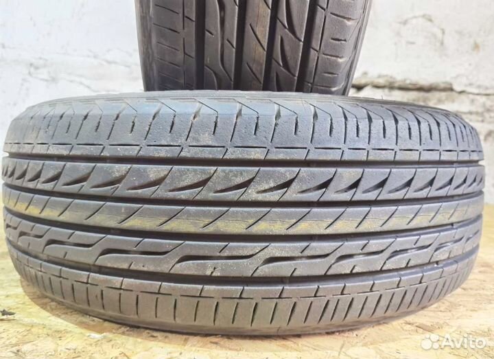 Bridgestone Regno GR-XI 215/55 R17 94V
