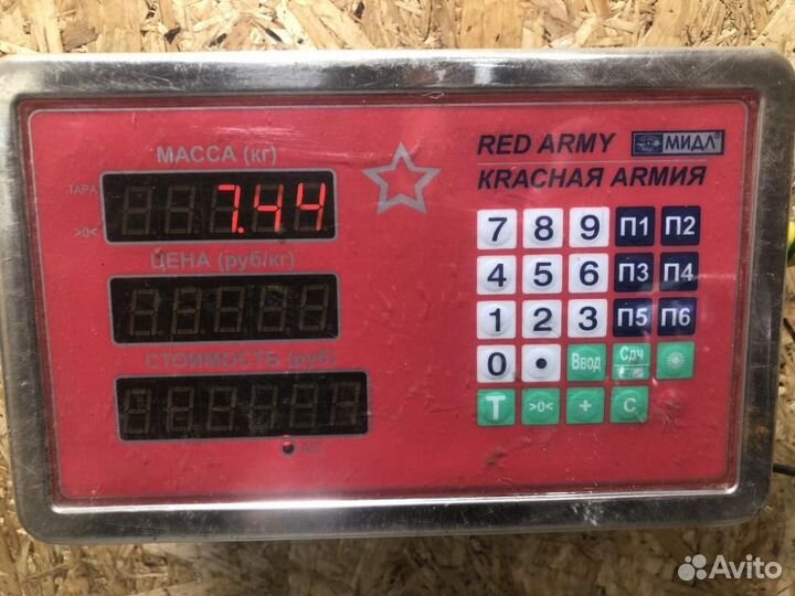 Кулак задний правый Volkswagen Touareg 2002 2010