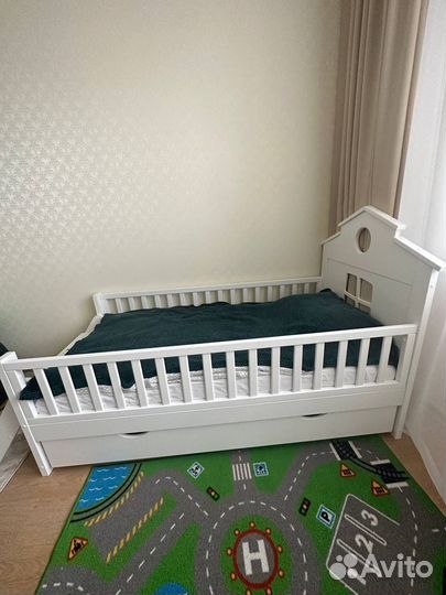 Детская кровать от 3 лет с бортиками