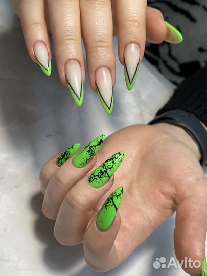 Мастер маникюра, педикюра