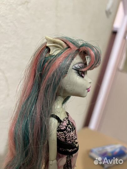 Кукла Monster high Рошель Гойл