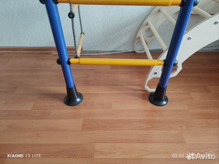 Детская шведская стенка с турником