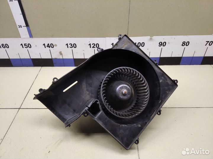 Б/У Б/У Моторчик отопителя 27230AV000 nissan
