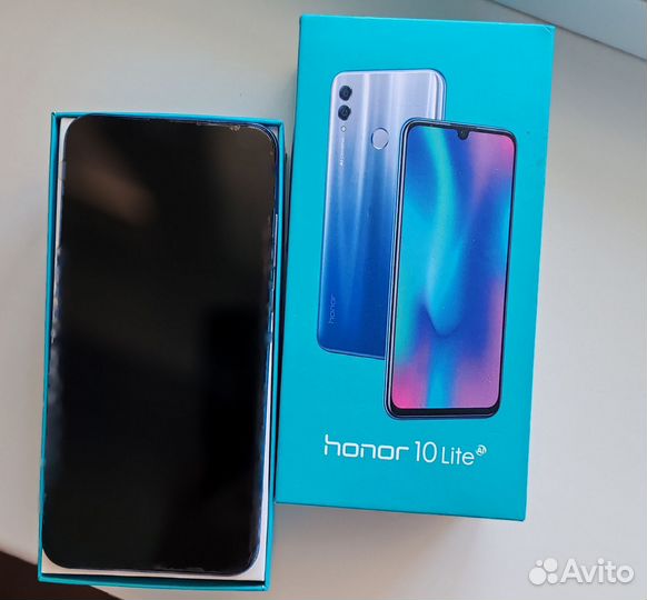 HONOR 10 Lite, 3/64 ГБ