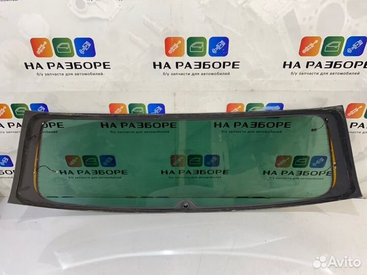 Стекло заднее Volkswagen Golf MK5 caxa 2007