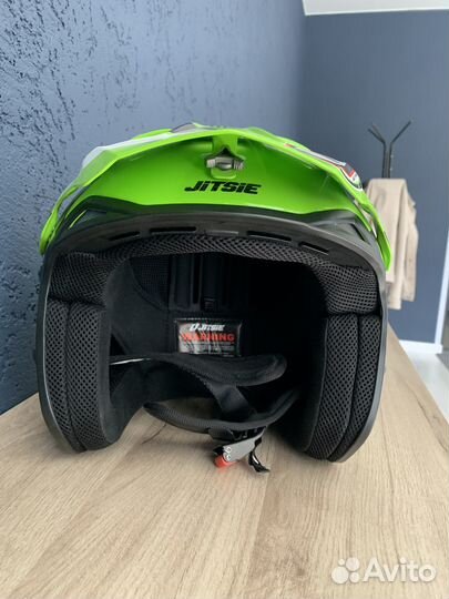 Шлем для мототриала 