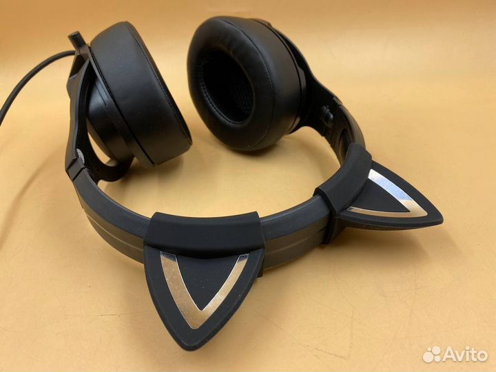 832047 Игровые наушники с ушками