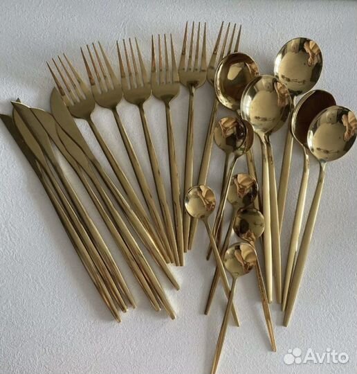 Набор столовых приборов на 6 персон