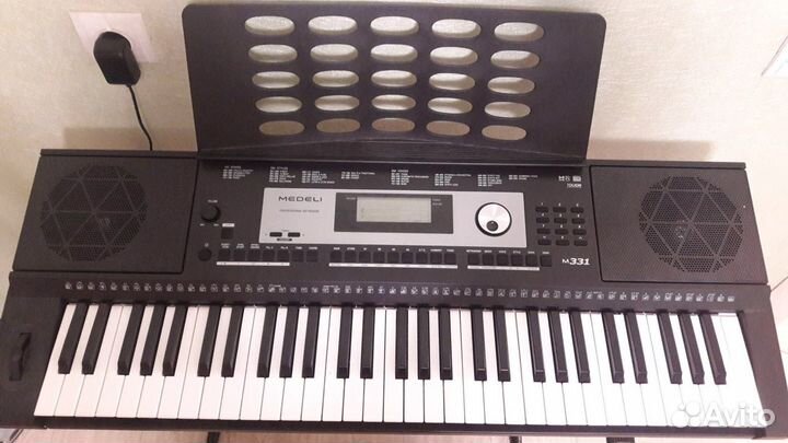 Синтезатор medeli m331