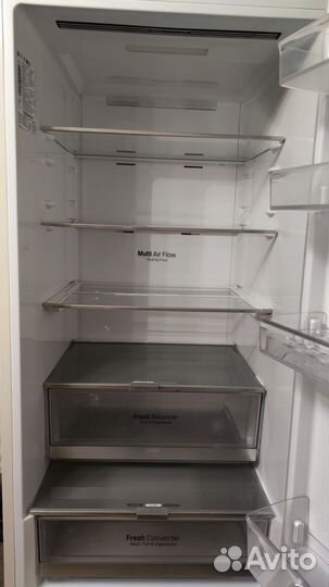 Большой холодильник LG 419л