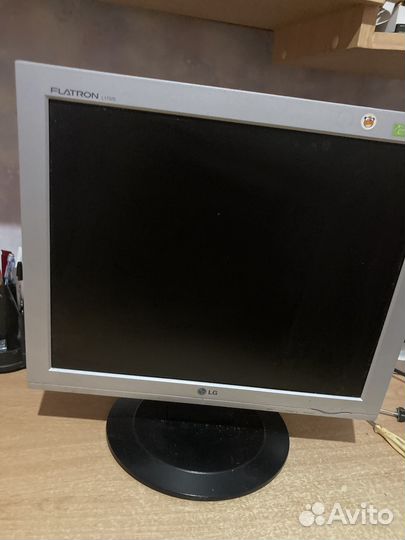 Монитор lg flatron 1732