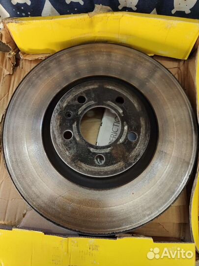 Диск тормозной передний Volkswagen Touareg