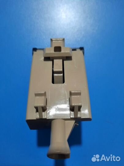 Кнопка открывание капота передняя Тoyota Camry V55