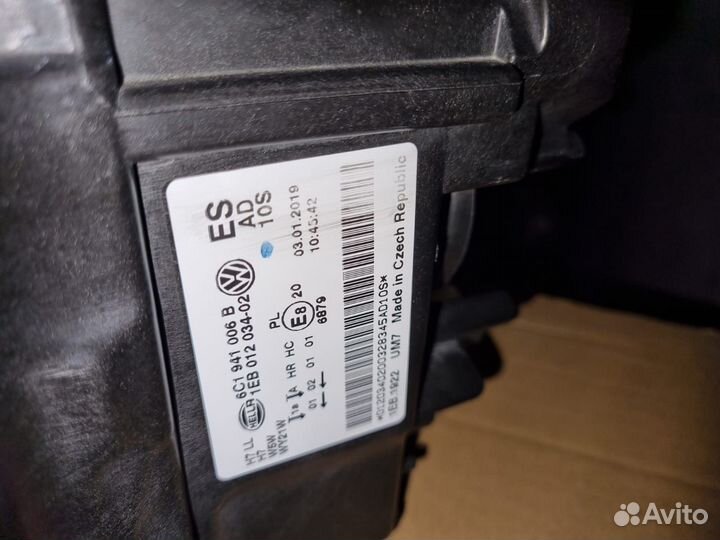 Фара передняя правая на Фольскваген Поло