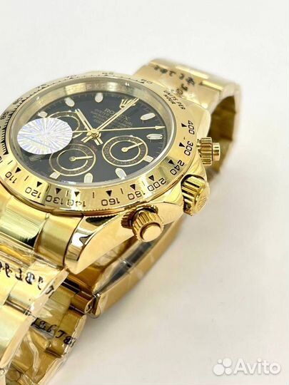 Часы Rolex Daytona с чёрным циферблатом