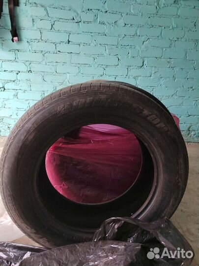 Bridgestone Dueler H/P 235/65 R18