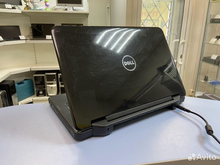 Ноутбук dell (i3/ Hd Graphics/ 5Gb/ HDD 250Gb)