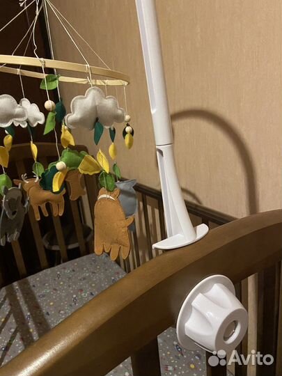 Мобиль для детской кроватки