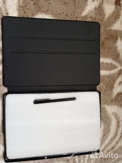 Новый чехол на планшет 17*24.5