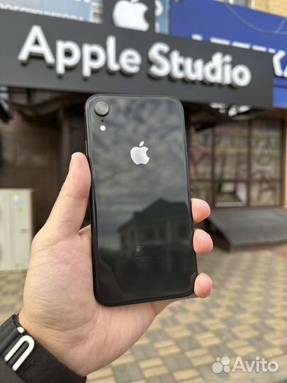 iPhone Xr, 64 ГБ